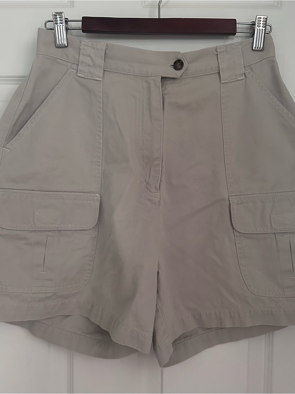 Vintage Women's Size 12 Khaki Cargo Shorts High Rise Mom Style Cotton Wide Leg